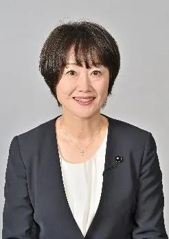 鶴羽佳子