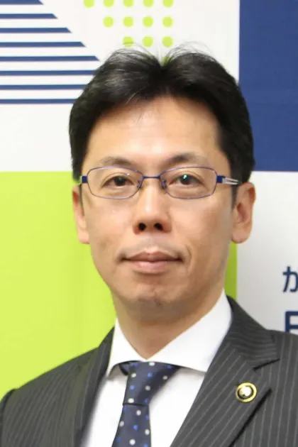 中小路健吾