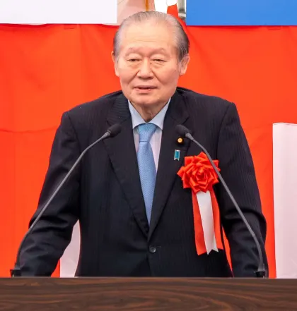 佐藤信秋
