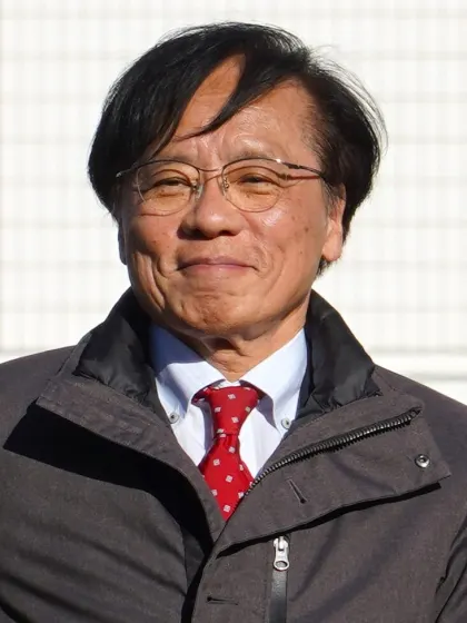 井上哲士