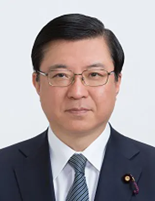 礒崎陽輔