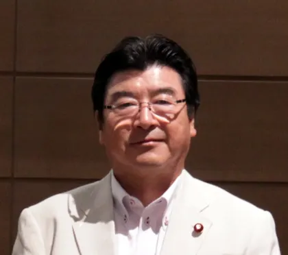 小沢鋭仁