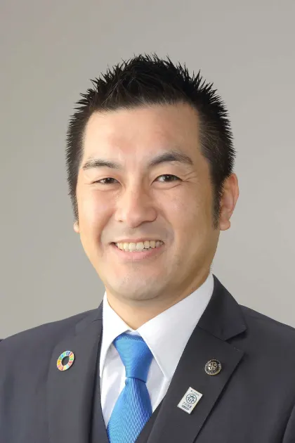 倉重良一