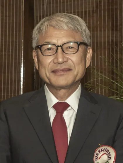 宮﨑泉