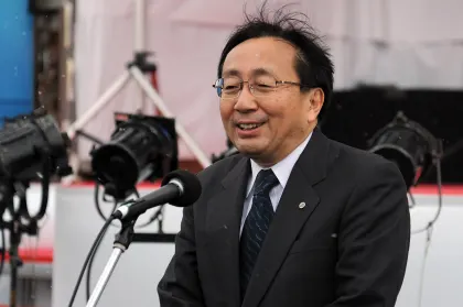 三村申吾