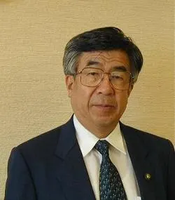 小山邦武