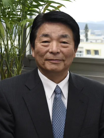 打越明司